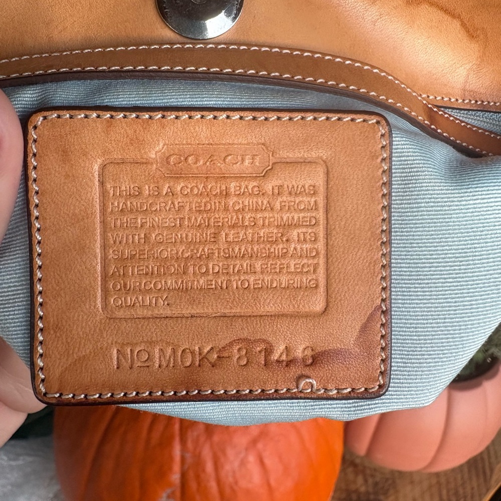 2000 Pink Y2K coach bag with pink charm - Picture 16 of 16